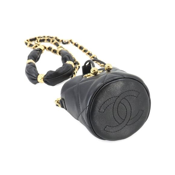 Pre Loved Chanel Leather Bucket Bag with Dust Bag and Guarantee Card Women Black - Picture 5 of 8
